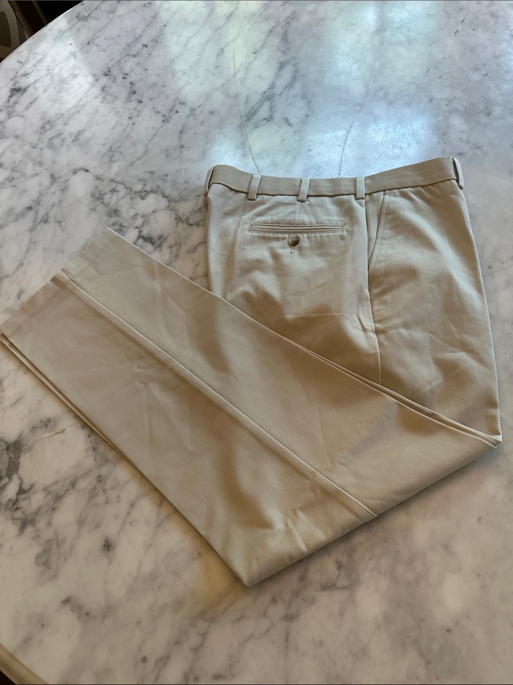 Jos.A. Bank Signature Collection , 38W x 32L